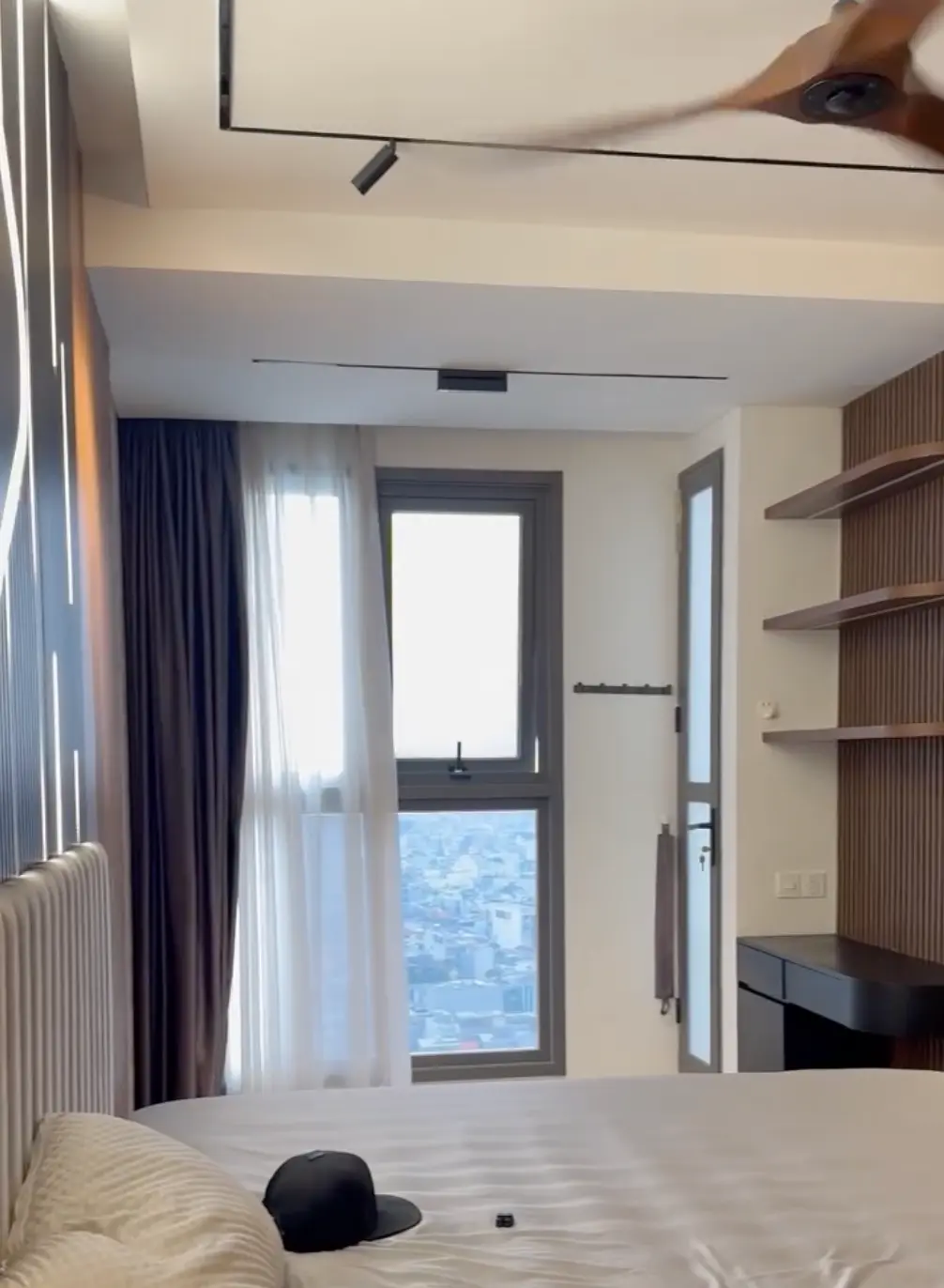 Pearl Plaza – 2 phòng ngủ, 101.55 m² (10/10)